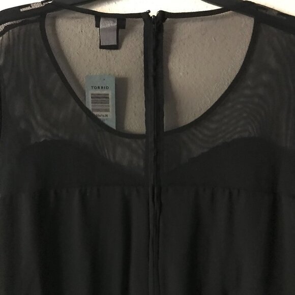 NWT - Torrid Short Sleeves Mesh Blouse with Sequin in the Front - Picture 4 of 15